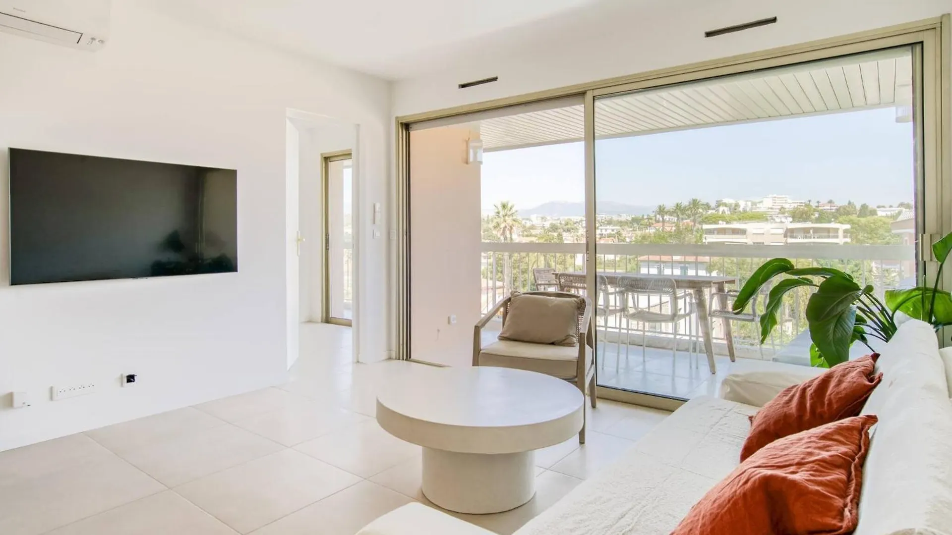 Apartment Pool, Sea & Absolute Comfort Juan-les-Pins